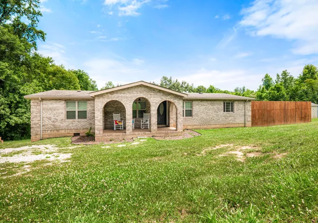 Homes for sale in Williamsburg, KY | 861 Black Oak Rd, Williamsburg, KY 40769 | MLS# 25506142