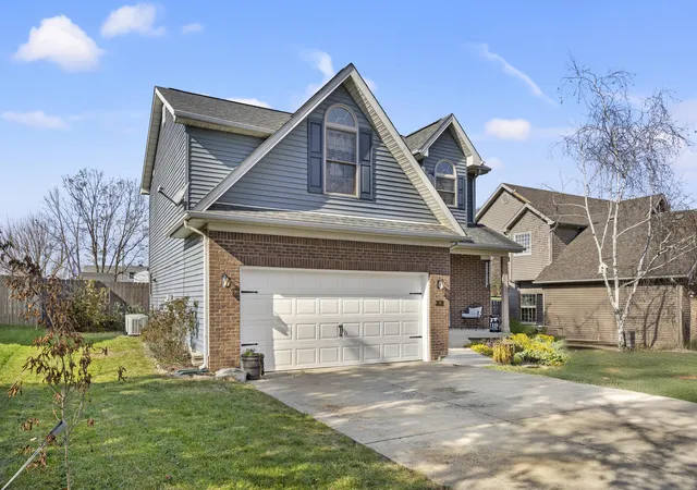 Photo 3 of Single family home for sale at 119 Sutton Pl Blvd, Georgetown, KY 40324 | MLS# 25506230 | Listing updated on 2025-11-15