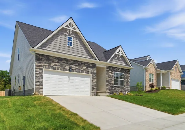 Homes for sale in Georgetown, KY | 117 Chickadee Trl, Georgetown, KY 40324 | MLS# 25506162