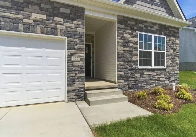 Homes for sale in Georgetown, KY | 117 Chickadee Trl, Georgetown, KY 40324 | MLS# 25506162