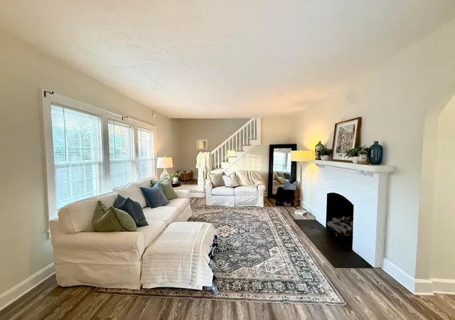 Photo 3 of Single family home for sale at 605 Prospect St, Berea, KY 40403 | MLS# 25506268 | Listing updated on 2025-11-20