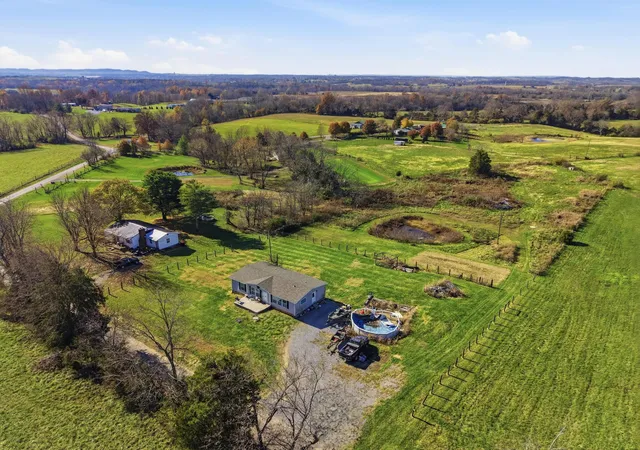 Homes for sale in Stanford, KY | 1136 Patrick Rd, Stanford, KY 40484 | MLS# 25506241
