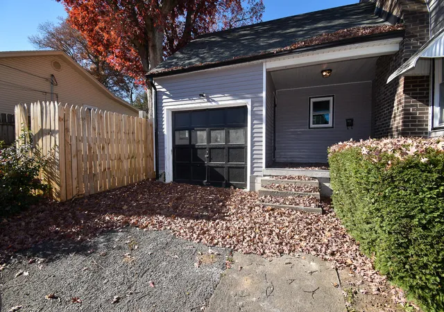 5th image of 413 N 4Th St, Danville, KY 40422 | MLS# 25506379