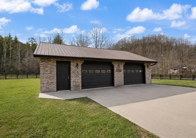 Photo 4 of Single family home for sale at 23 California Holw, Coldiron, KY 40819 | MLS# 25508130 | Listing updated on 2026-07-29