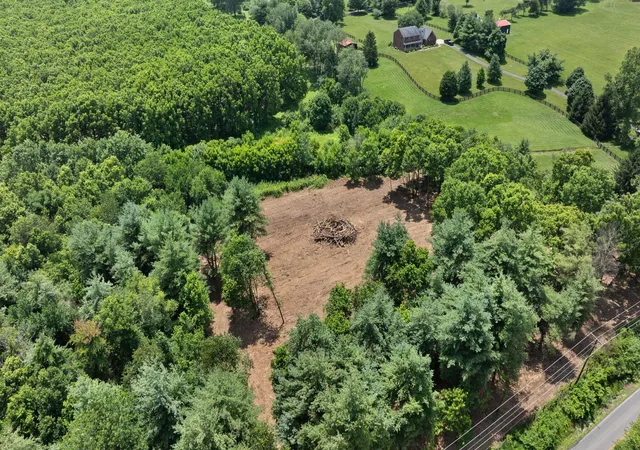 3rd image of 5365 Paris Rd, Georgetown, KY 40324 | MLS# 25506605