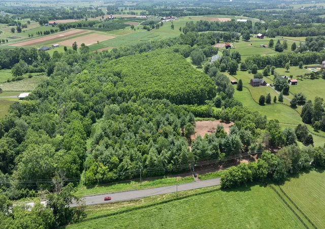4th image of 5365 Paris Rd, Georgetown, KY 40324 | MLS# 25506605