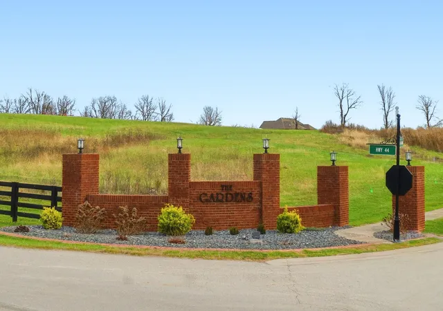 Homes for sale in Lawrenceburg, KY | 1015 Green Garden, Lawrenceburg, KY 40342 | MLS# 25506908