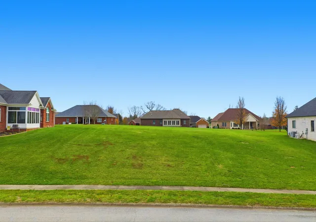 Homes for sale in Lawrenceburg, KY | 1015 Green Garden, Lawrenceburg, KY 40342 | MLS# 25506908
