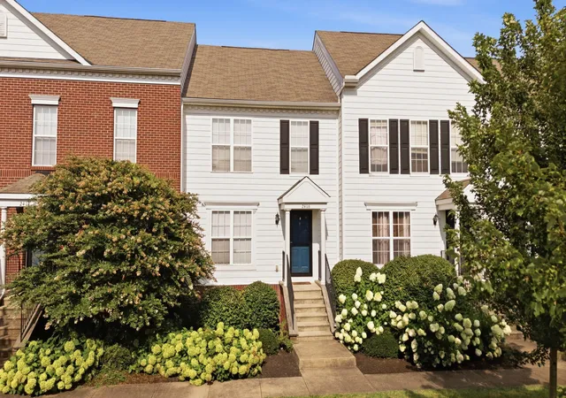 Photo 1 of Single family home for sale at 2416 Ogden Way, Lexington, KY 40509 | MLS# 26019711 | Listing updated on 2026-07-31