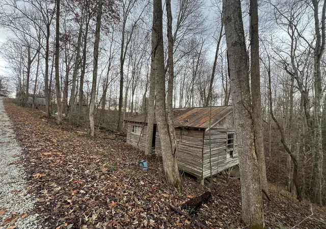 Photo 1 of Land for sale at 0000 London Dock Rd, London, KY 40744 | MLS# 25507020 | Listing updated on 2026-05-26