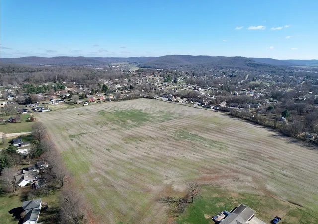 Photo 3 of Land for sale at 404 Hillrise Dr, Monticello, KY 42633 | MLS# 25507027 | Listing updated on 2026-10-13