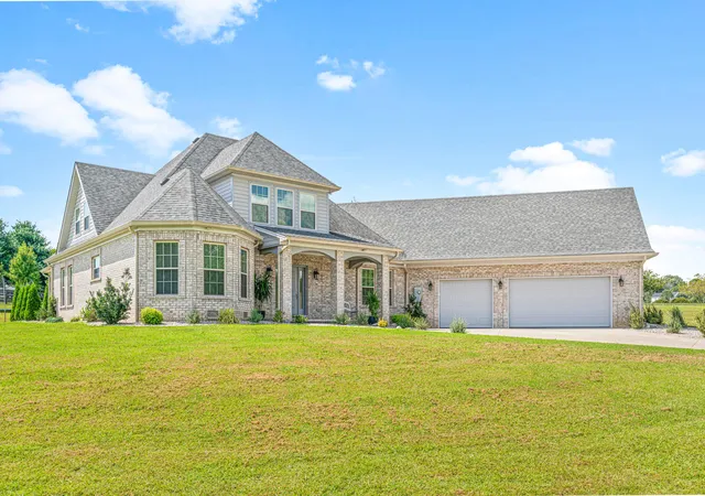 2nd image of 182 River Run Dr, Lancaster, KY 40444 | MLS# 25507051