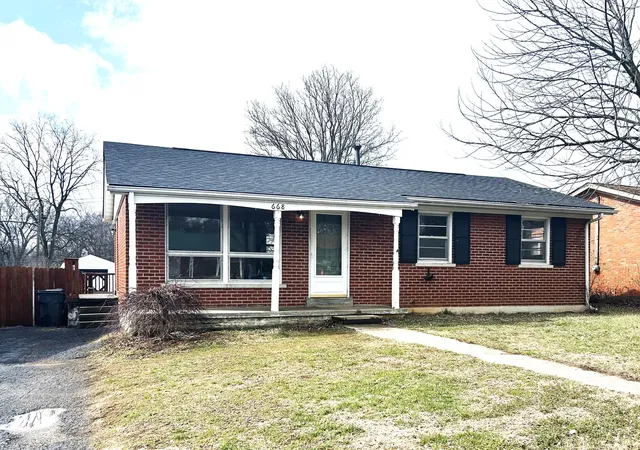 Photo 1 of Single family home for sale at 668 Marshall Ln, Lexington, KY 40505 | MLS# 26000379 | Listing updated on 2026-02-22