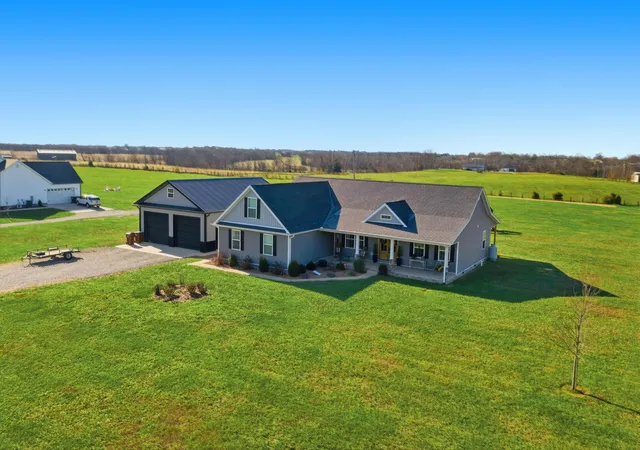 Homes for sale in Harrodsburg, KY | 743 Garriott Ln, Harrodsburg, KY 40330 | MLS# 25507223