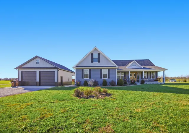 Homes for sale in Harrodsburg, KY | 743 Garriott Ln, Harrodsburg, KY 40330 | MLS# 25507223