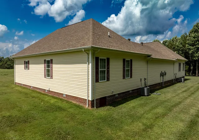 2nd image of 412-414 Murphy Ln, Jamestown, KY 42629