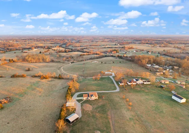 4th image of 322 Noland Rd #Tract 2, Richmond, KY 40475 | MLS# 25507311