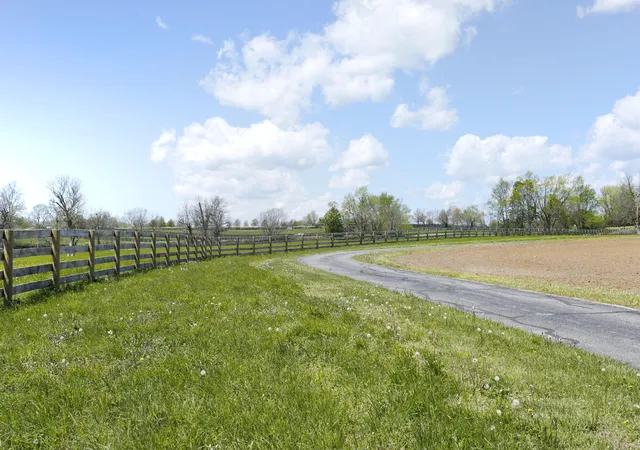2nd image of 2600 Paynes Mill Road, Versailles, KY 40383 | MLS# 25507479