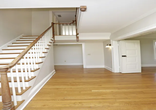 Photo 4 of Sale Pending at 2600 Paynes Ml Rd, Versailles, KY 40383 | MLS# 25507479 | Listing updated on 2026-10-13