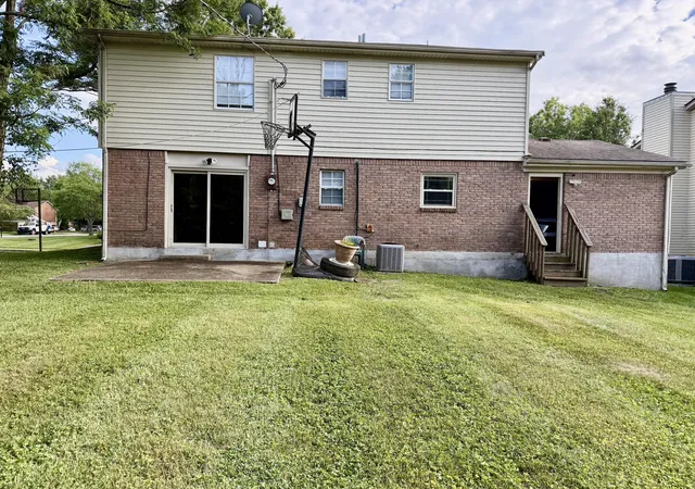 2nd image of 3824 Kittiwake Dr, Lexington, KY 40517 | MLS# 25507542