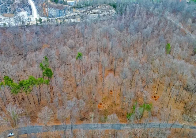 Photo 3 of Land for sale at Lot 11 Hunter Ln, Somerset, KY 42503 | MLS# 25508073 | Listing updated on 2026-06-16