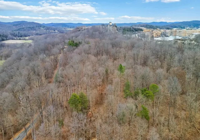Photo 4 of Land for sale at Lot 11 Hunter Ln, Somerset, KY 42503 | MLS# 25508073 | Listing updated on 2026-06-16