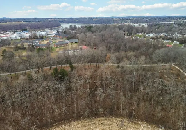 Homes for sale in Somerset, KY | Lot 9 Fountain Way, Somerset, KY 42501 | MLS# 25508082