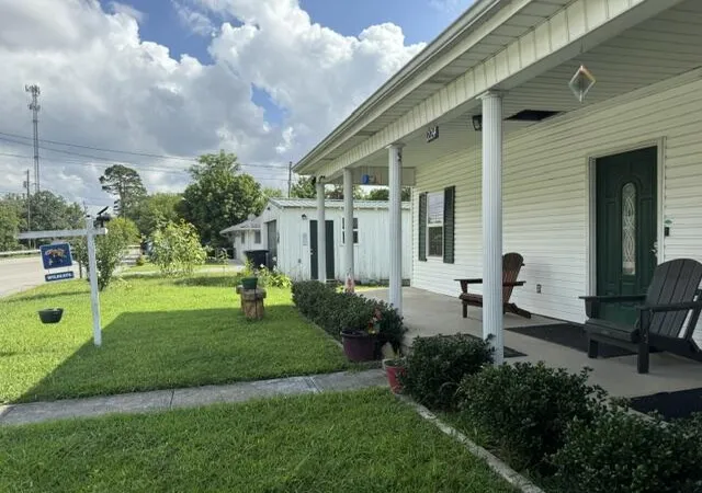 Photo 2 of Single family home for sale at 224 S Main, Whitley City, KY 42653 | MLS# 25508506 | Listing updated on 2026-07-20
