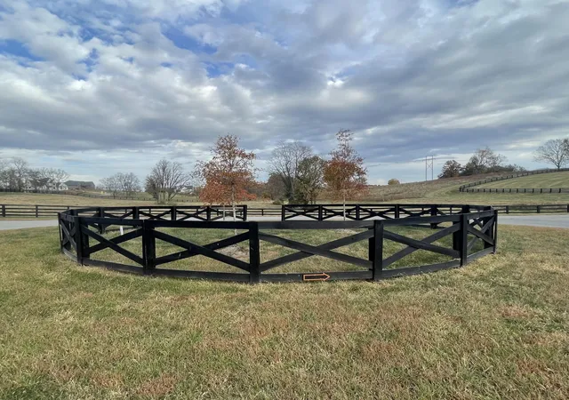Photo 2 of Land for sale at 209 Doe Run Rd, Lexington, KY 40515 | MLS# 26000145 | Listing updated on 2026-10-13