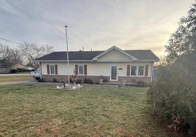 1st image of 301 Blue Valley Ct, Frankfort, KY 40601 | MLS# 26000215