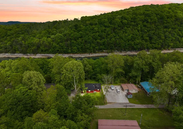 Homes for sale in Bronston, KY | 825 George Hardwick Dr, Bronston, KY 42518 | MLS# 26000362