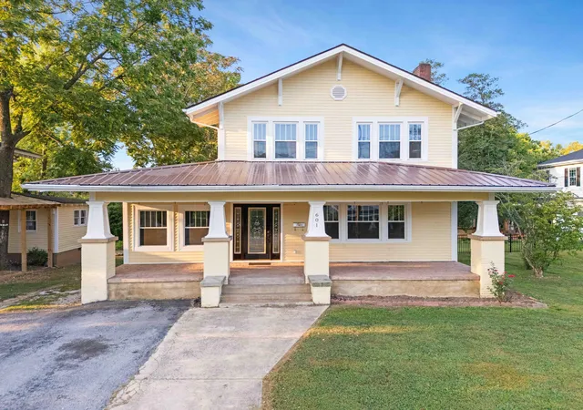 3rd image of 601 Chestnut St, Berea, KY 40403 | MLS# 26000393