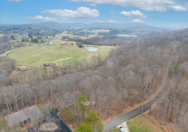 Homes for sale in Somerset, KY | Lot 7 Hunter Lane, Somerset, KY 42503 | MLS# 26000401