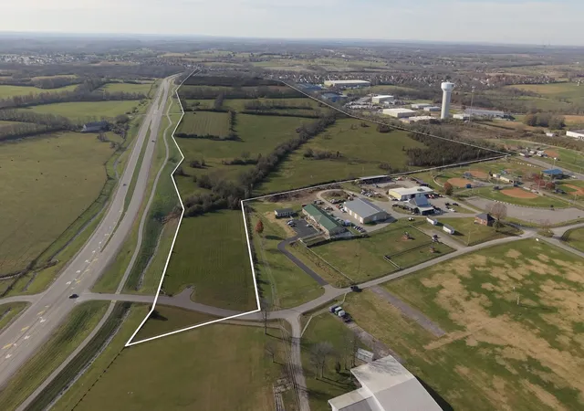Photo 1 of Sale Pending at 2012 Sulphur Well Pike, Nicholasville, KY 40356 | MLS# 26000604 | Listing updated on 2026-10-13