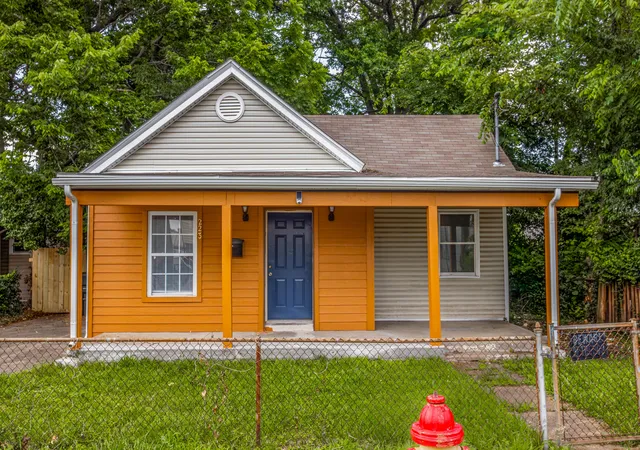 Homes for sale in Lexington, KY | 223 Race St, Lexington, KY 40508 | MLS# 26000633