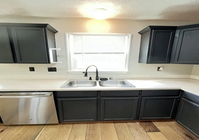 Photo 2 of Sale Pending at 3626 White Pine Dr, Lexington, KY 40514 | MLS# 26000696 | Listing updated on 2026-04-24