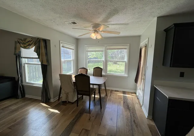 Photo 4 of Sale Pending at 3626 White Pine Dr, Lexington, KY 40514 | MLS# 26000696 | Listing updated on 2026-04-24