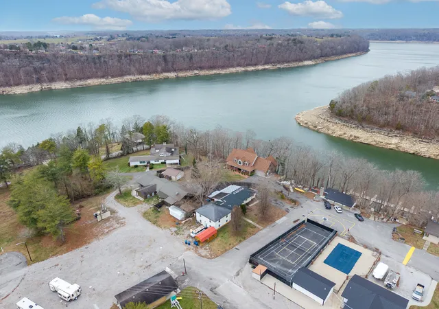 Homes for sale in Somerset, KY | 105 Villagers Resort Dr, Somerset, KY 42503 | MLS# 26000712