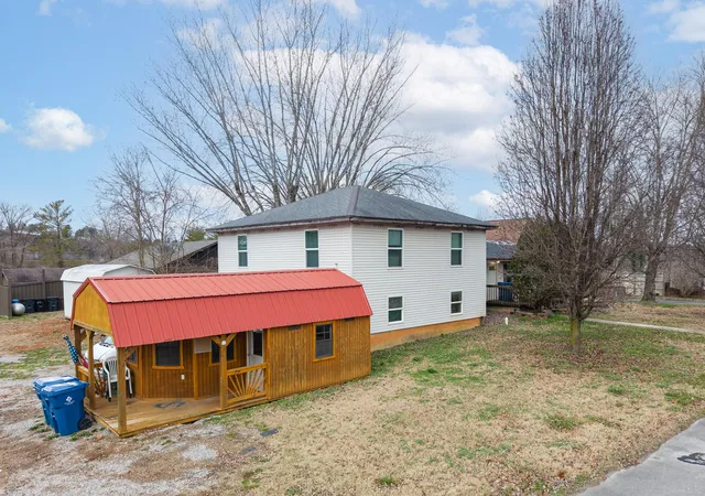 Homes for sale in Somerset, KY | 105 Villagers Resort Dr, Somerset, KY 42503 | MLS# 26000712