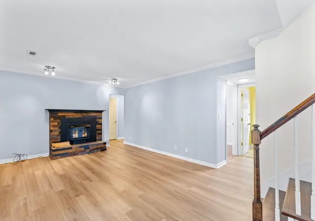 Photo 4 of Sale Pending at 8010 Northern Spy Dr, Louisville, KY 40228 | MLS# 26002649 | Listing updated on 2026-09-28