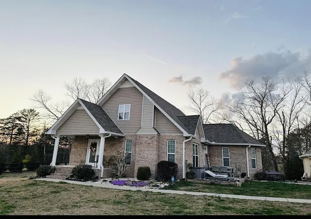 Photo 1 of Single family home for sale at 90 Howington Ln, Corbin, KY 40701 | MLS# 26000994 | Listing updated on 2026-04-17