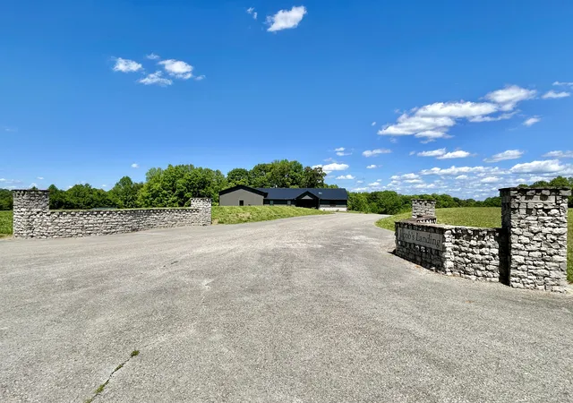 4th image of 21 Hobart Lane, Nancy, KY 42544 | MLS# 26001117