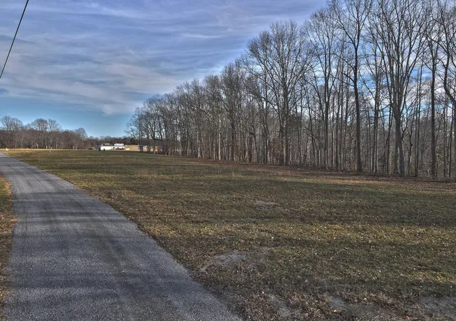 Photo 4 of Land for sale at 10 Dockery Rd, Russell Springs, KY 42642 | MLS# 26001336 | Listing updated on 2026-10-13
