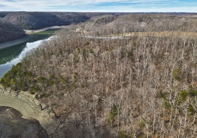 Photo 2 of Land for sale at 4 Carson Rd, Russell Springs, KY 42642 | MLS# 26001314 | Listing updated on 2026-10-13