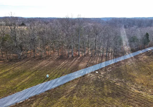 Photo 1 of Land for sale at 3 Carson Rd, Russell Springs, KY 42642 | MLS# 26001313 | Listing updated on 2026-10-13