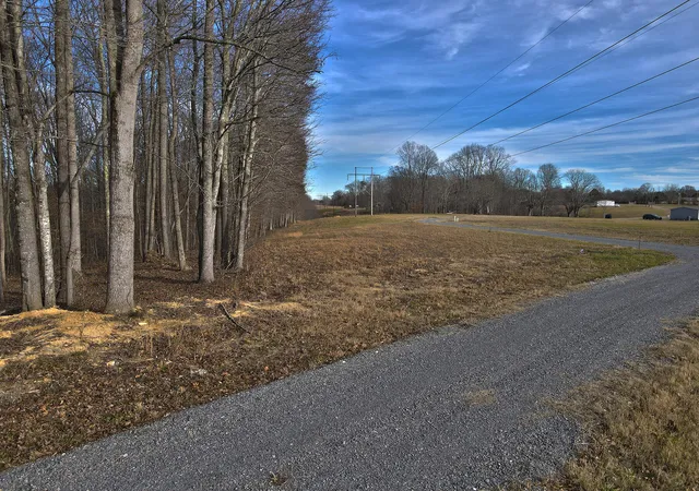 Photo 4 of Land for sale at 36 Dockery Rd, Russell Springs, KY 42642 | MLS# 26001300 | Listing updated on 2026-06-02