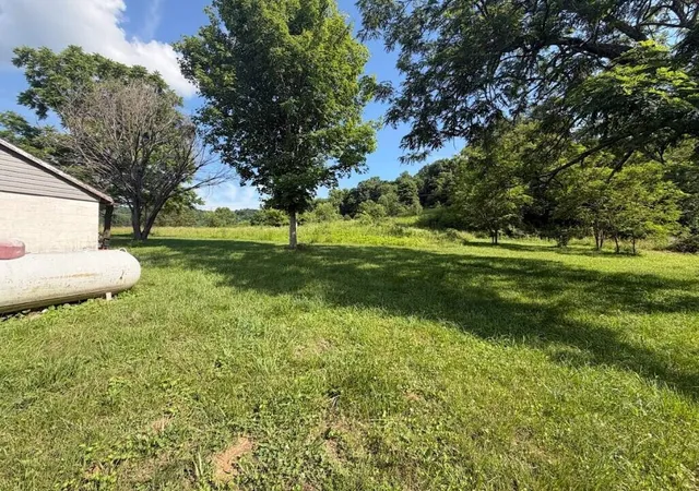 Homes for sale in Crab Orchard, KY | 2165 State Hwy 3246, Crab Orchard, KY 40419 | MLS# 26001394