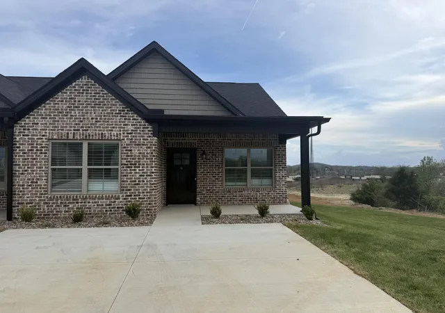 1st image of 846 #5 Ridgewood Dr, Berea, KY 40403 | MLS# 26001185