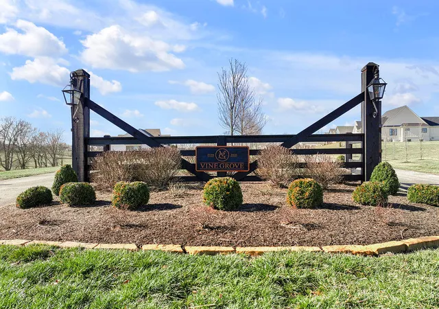 Photo 3 of Land for sale at 123 Doe Run Rd, Lexington, KY 40515 | MLS# 26001662 | Listing updated on 2026-09-15