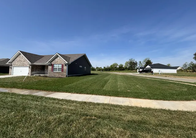 2nd image of 353 Pageant Dr, Richmond, KY 40475 | MLS# 26001377